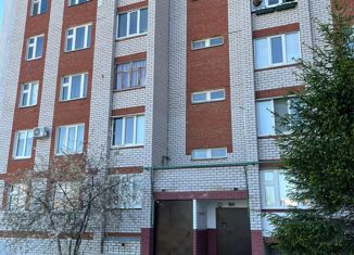 Продам двухкомнатную квартиру, 54 м2, Казань, улица Хайдара Бигичева, 35