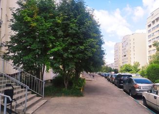 Продается 2-ком. квартира, 72 м2, Саратов, 1-й Топольчанский проезд, 4, Кировский район