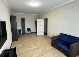 Продажа 1-комнатной квартиры, 35.3 м2, Великие Луки, улица Софьи Перовской, 2