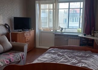 Продается однокомнатная квартира, 30.3 м2, Полевской, микрорайон Ялунина, 20