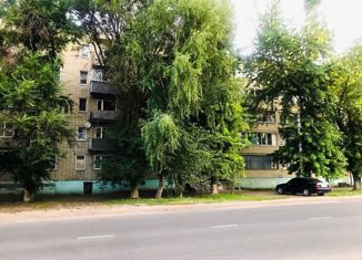 Продам 1-ком. квартиру, 33 м2, Балашов, улица 30 лет Победы, 200