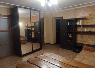 Продается 2-ком. квартира, 47.6 м2, Судак, Приморская улица, 30А