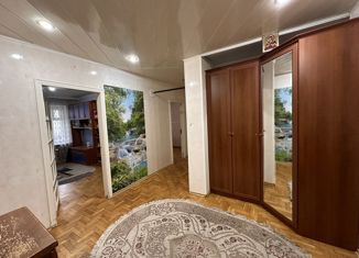 Продается 3-комнатная квартира, 92 м2, станица Ессентукская, улица Гагарина, 7В