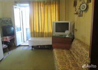 Продажа четырехкомнатной квартиры, 80.3 м2, поселок городского типа Солнечнодольск, Набережная улица, 8