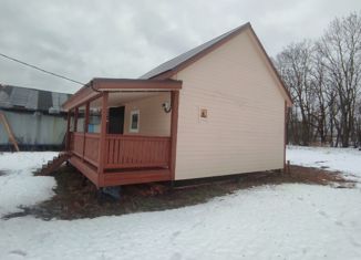 Продам дом, 36 м2, деревня Оржицы, Центральный проспект