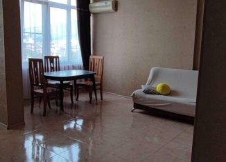 Двухкомнатная квартира на продажу, 72.8 м2, Геленджик, улица Нахимова, 33