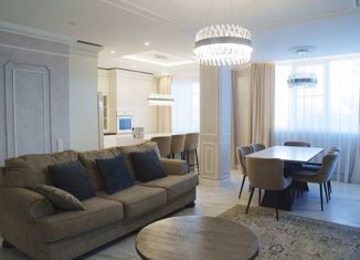 Продаю 3-комнатную квартиру, 120 м2, Батайск, улица Северная Звезда, 8