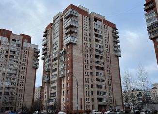 Продается двухкомнатная квартира, 79 м2, Санкт-Петербург, переулок Слепушкина, 7, метро Рыбацкое