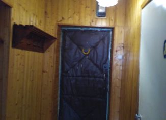 Продам двухкомнатную квартиру, 46 м2, село Дубёнки, улица Бровцева, 14