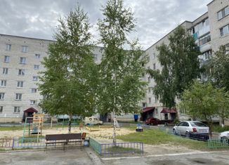 Продажа 3-ком. квартиры, 58.4 м2, Курган, улица Луначарского, 4