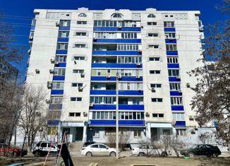 Продается 3-комнатная квартира, 73.1 м2, Волгоградская область, улица Александрова, 12