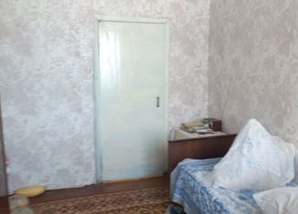 Продажа 3-комнатной квартиры, 69 м2, рабочий посёлок Кормиловка, улица Есенина, 12