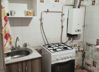 Продажа 2-ком. квартиры, 42.4 м2, Киров, улица Жмакина, 47