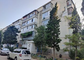 Продам 3-комнатную квартиру, 72 м2, Севастополь, улица Павла Корчагина, 28