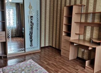 Однокомнатная квартира в аренду, 37 м2, Новосибирск, улица Титова, 234/1, метро Речной вокзал