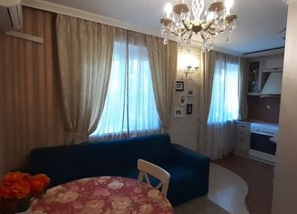Продам 2-ком. квартиру, 53 м2, Краснодар, Заводская улица, 18/1, Заводская улица