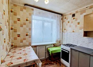 Продается 1-комнатная квартира, 30.6 м2, Азнакаево, улица Сайдашева, 4