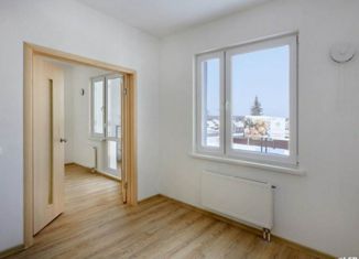 Продажа 2-комнатной квартиры, 52.1 м2, посёлок Мичуринский, Карасьевская улица, 10