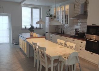 Продается таунхаус, 90 м2, коттеджный поселок Счастье, 3-й Счастливый проезд, 3