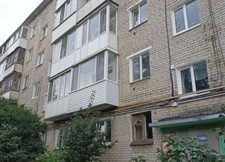 Продам двухкомнатную квартиру, 45.6 м2, Соликамск, улица 20-летия Победы, 194