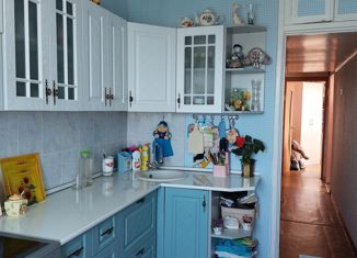 Продается трехкомнатная квартира, 53.2 м2, Большой Камень, улица Карла Маркса, 13А