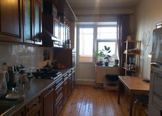 Продажа 2-ком. квартиры, 75.3 м2, Тверь, улица Коробкова, 1, Центральный район