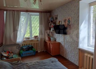 Продам 1-комнатную квартиру, 30 м2, Волхов, улица Калинина, 17