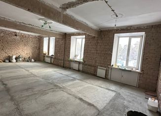 Продам 3-ком. квартиру, 80 м2, Канск, улица 40 лет Октября, 29