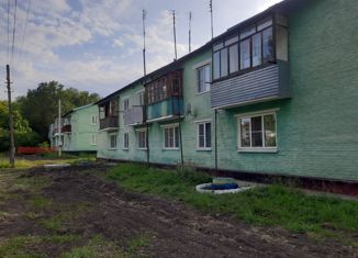 Продажа 2-ком. квартиры, 43.6 м2, посёлок Молочные Дворы, Парковая улица, 3