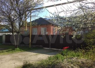 Продается дом, 70 м2, Курганинск, площадь имени Клары Лучко