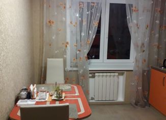 Продажа четырехкомнатной квартиры, 81.3 м2, Искитим, микрорайон Индустриальный, 33А