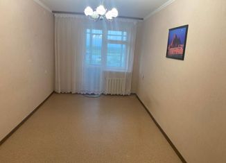 Продажа двухкомнатной квартиры, 57 м2, поселок городского типа Уренгой, 5-й микрорайон, 22