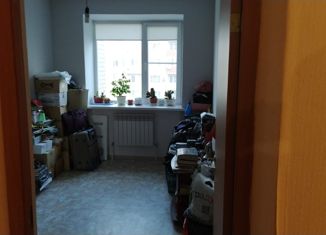 Продаю 3-ком. квартиру, 73 м2, Элиста, 10-й микрорайон, 15к4, 10-й микрорайон