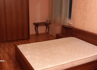 Сдается двухкомнатная квартира, 47.3 м2, Мончегорск, Строительная улица, 10