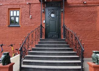 Продается 2-комнатная квартира, 45 м2, Москва, Старокирочный переулок, 6, метро Бауманская