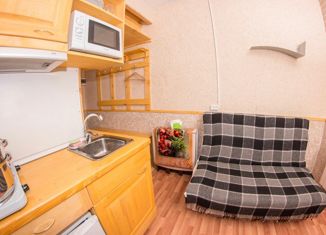 Продаю комнату, 44 м2, Санкт-Петербург, улица Писарева, 14, улица Писарева