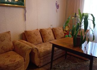 Продажа 3-комнатной квартиры, 60 м2, Топки, микрорайон Солнечный, 4Б