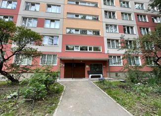 Продажа 4-комнатной квартиры, 75 м2, Санкт-Петербург, улица Турку, 9к2, метро Международная