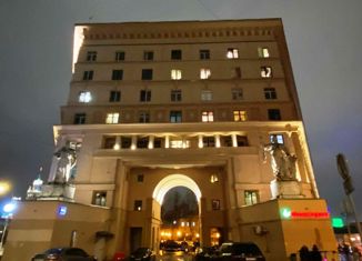 Продается 3-ком. квартира, 75 м2, Москва, метро Чкаловская, Подколокольный переулок, 16/2с1