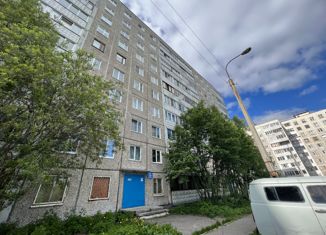 Продаю комнату, 44 м2, Мурманск, улица Крупской, 22, Первомайский округ