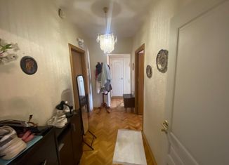 Двухкомнатная квартира на продажу, 54 м2, Москва, Перекопская улица, 30к2, Перекопская улица