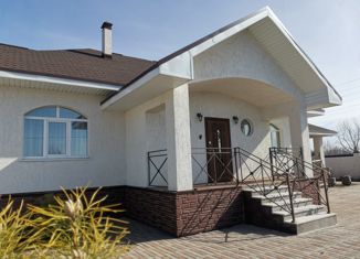 Продаю дом, 150 м2, поселок Коммунар