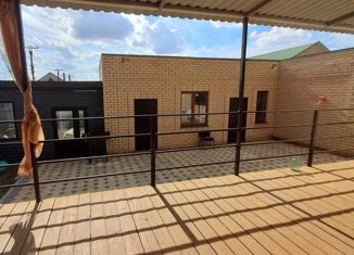 Продаю дом, 214.9 м2, Элиста, Северный район, улица Геодезистов, 28А