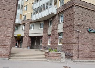 Продам двухкомнатную квартиру, 66 м2, Санкт-Петербург, проспект Славы, 52к1, метро Проспект Славы