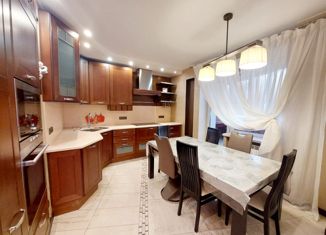 Продам трехкомнатную квартиру, 116 м2, Санкт-Петербург, Ленинский проспект, 104, муниципальный округ Красненькая Речка