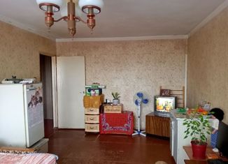 Продажа 2-комнатной квартиры, 53 м2, Осташков, улица Шевчука, 7