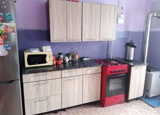 Продается 3-комнатная квартира, 60 м2, село Медведск, Юбилейная улица, 4