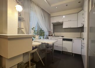 Продается трехкомнатная квартира, 47.2 м2, Новгородская область, улица Ломоносова, 10