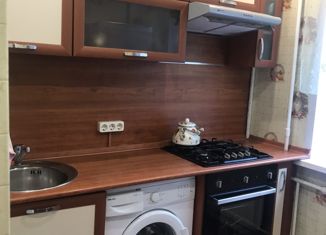 Сдаю в аренду 2-ком. квартиру, 45 м2, Вологда, Ярославская улица, 12, 2-й микрорайон