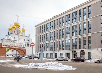 Продам 3-ком. квартиру, 96 м2, Санкт-Петербург, Полтавский проезд, 2, Полтавский проезд